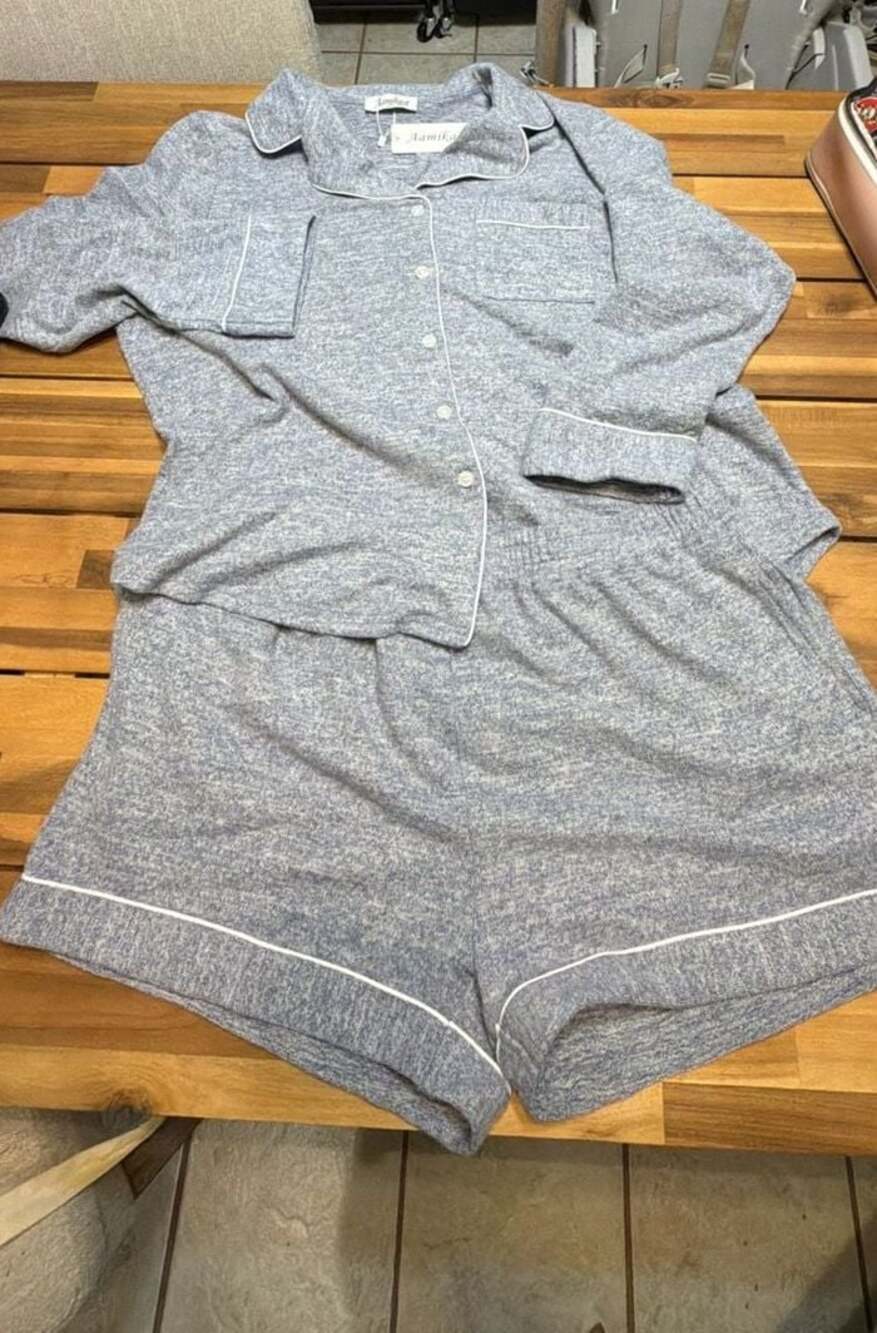 Aamikast Womens Pajama Set Button Down Long Sleeve Sleepwear 2 Piece Set